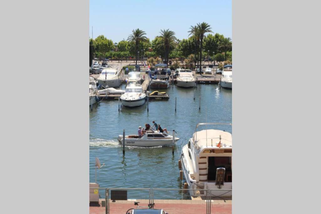 Cn1-Zona Chic Club Nautico, Clima, 5 Minutos Andando De La Playa, Centro, Restaurantes Apartment Empuriabrava Exterior photo